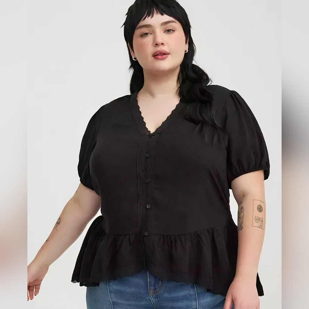 Torrid V-Neck Lace-Trim Top Black Sz 2X 18-20 NWT